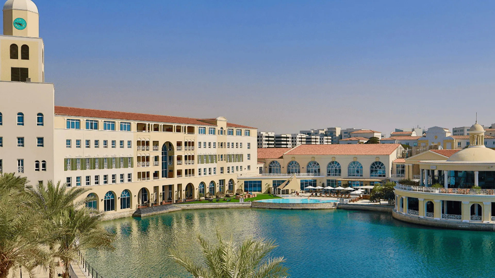  Millennium Lakeview Hotel